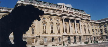 Looking to the West's Architecture