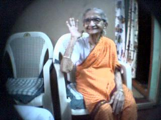 Waving Maaji