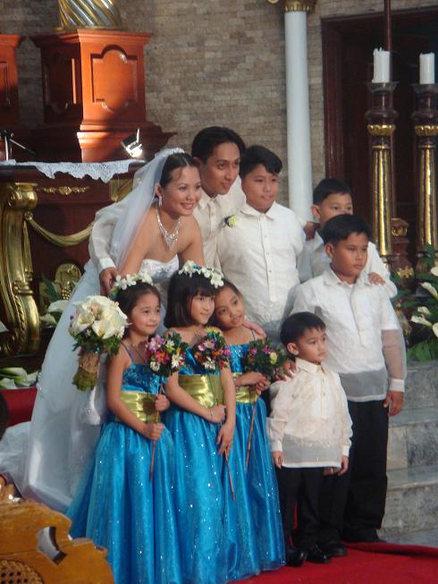 The kids at the wedding