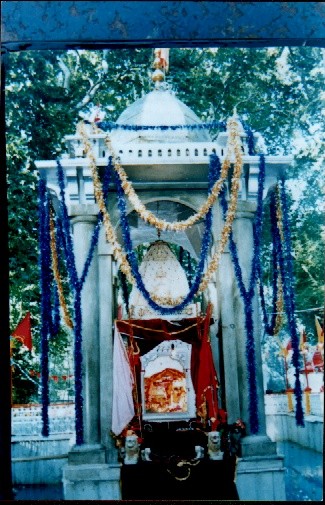Khir bhawani Temple of kashmir