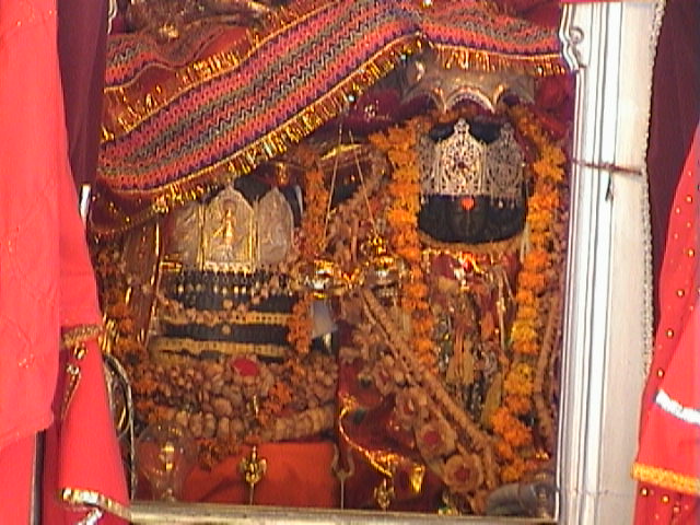 Godess Tripur Sundari At Tulumulla (Khirbhawani Temple) Kashmir (India)