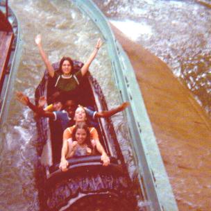opryland-5.jpg (19518 bytes)