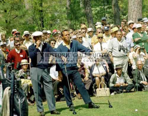 the smoking picture - Arnold Palmer & Ben Hogan in 1966