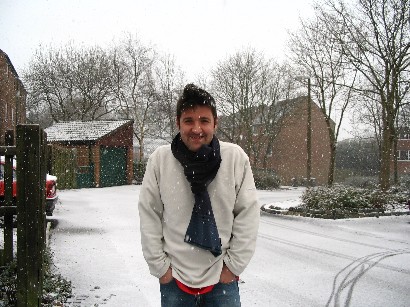 Smiley humouring me by standing outside like a wally