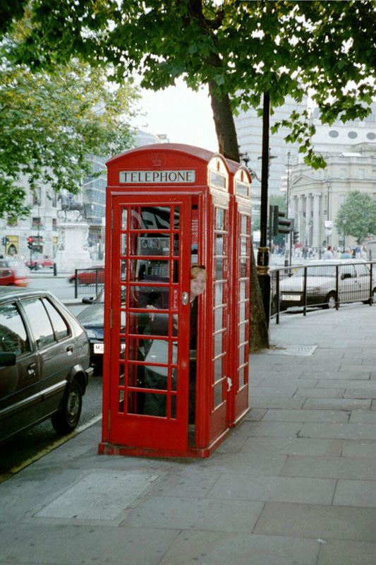 london_kim_phonebooth