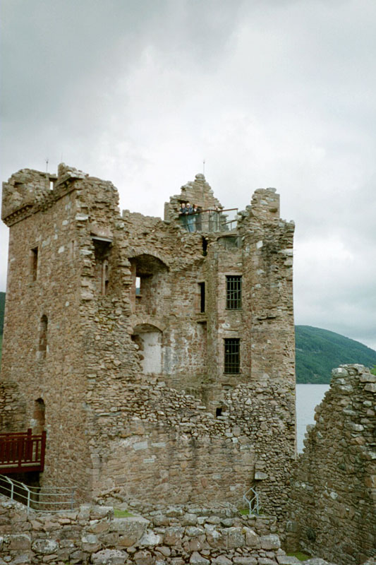 scot_urquart_cast