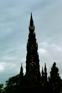 edinb_tower_night