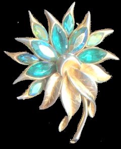 Sphinx flame: flower on goldtone stalk