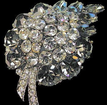 Sphinx leaf black diamond