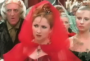 Kim thomson as Queen Riding Hood III in 'The 10th Kingdom' (2000)