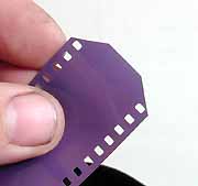 film-load-2.jpg (9796 bytes)