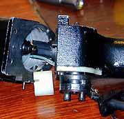motor-reducer.jpg (16896 bytes)
