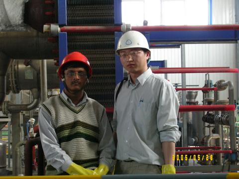 Commissioning the Plate Evaporator with a guy from Alfa Laval China - Li She He (Chinese)