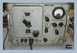 RF Signal Generator, URM-25D