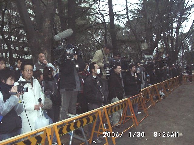 utubo_pressespreventtheiractions06130.jpg