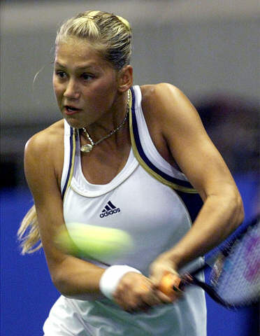 kournikova.jpg (37455 bytes)