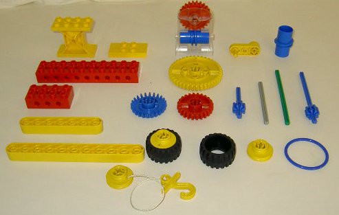 Duplo_dacta_parts.jpg