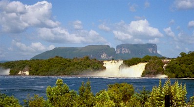 Canaima Lagoon