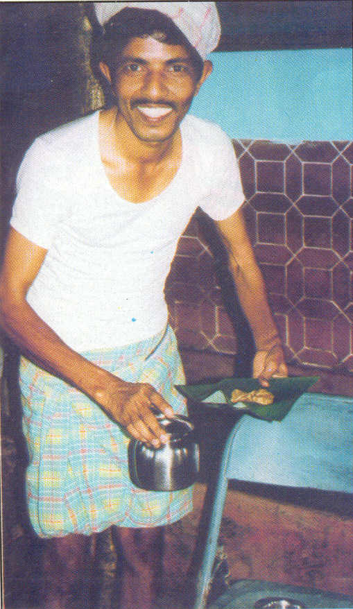 god_udaak.jpg (71381 bytes)