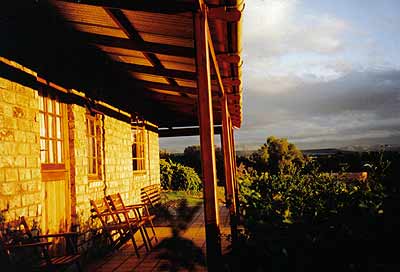 Attakwas; Oudtshoorn; Klein Karoo - Kontrei Traveller