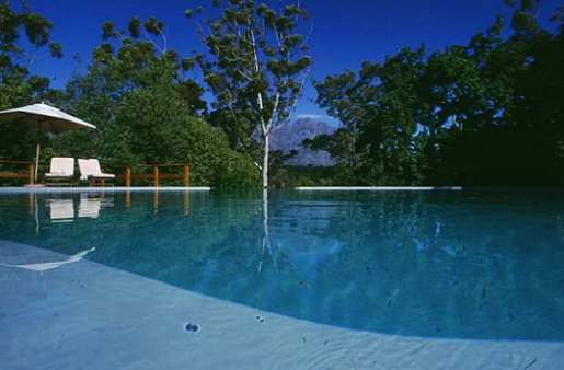 Bartholomeus Klip Farmhouse, Hermon - Kontrei Traveller
