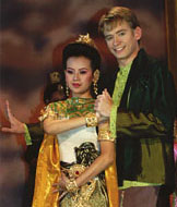 Jonas Anderson w/Thai Dancer