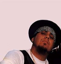 Yeah, I'm Fieldy on bass