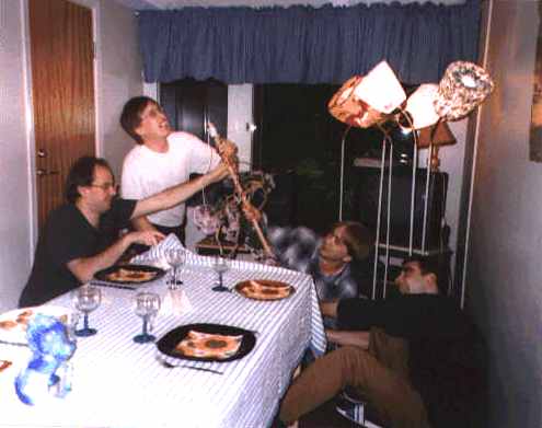 Ola, Erik, Sven och Aydin reser midsommarst&aring;ngen (1).