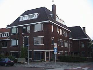 Thierenskade 4; 2282 XT; Rijswijk - de bovenste twee etages op de hoek.