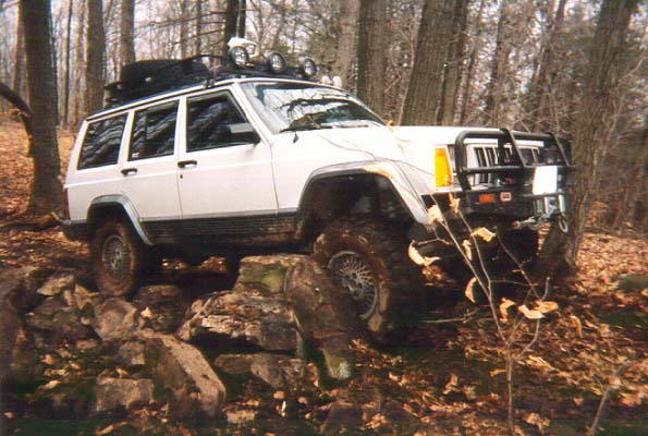 jeep.jpg (62280 bytes)