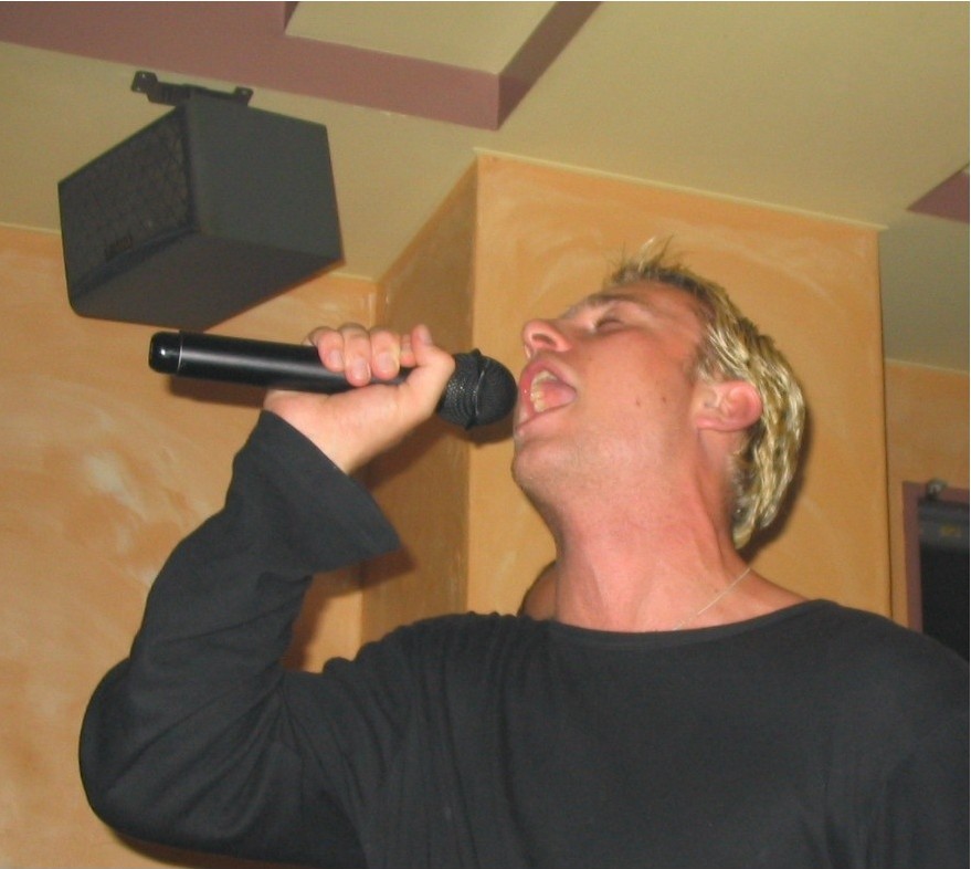 jb, singing his 'little' heart out