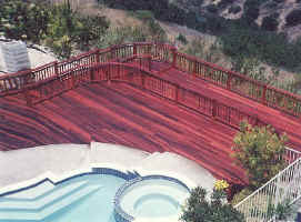 deck3.jpg (101982 bytes)