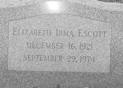 lizescott.JPG