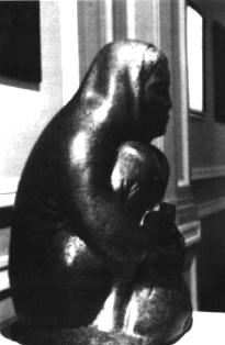 Portret van een vrouw met geldbuidel