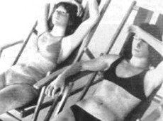 Veerle en Pat, Provinciale Prijs Beeldhouwkunst West-Vlaanderen, 1974