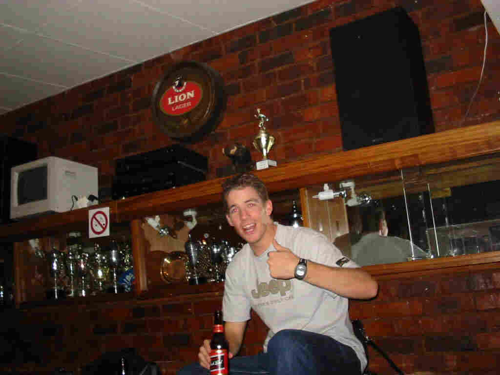 DJ