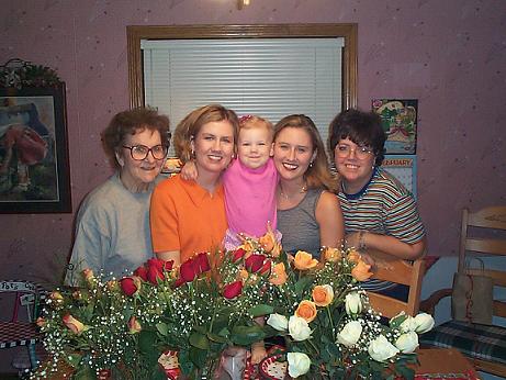 Grandma Sweetie, Steph, Ashlee, Kelly and Jeanne Sternenberg