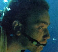 Obi-Wan wearing his aquata breather
