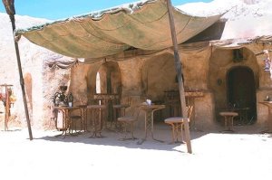 An outdoor caf� in Mos Espa