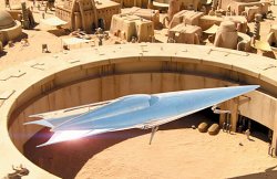 The Naboo Yacht lands in Mos Espa