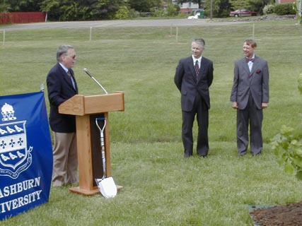 washburn15.jpg (39451 bytes)