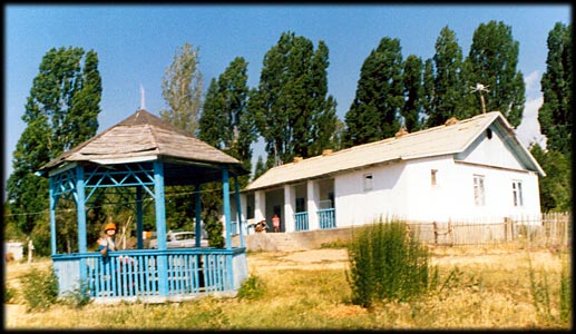Tukuna in shadow