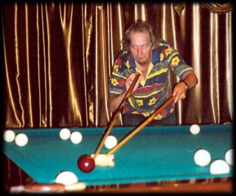 Russian billiard is excellent. Very simple rules !!!