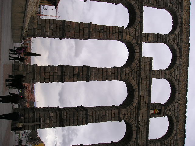 El Aqueducto Tambien.