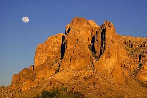 El torre�n de Santa B�rbara, Cafayate, Salta, Sede del Laberinto