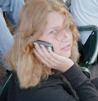 KRICKET ON PHONE DURING GAME