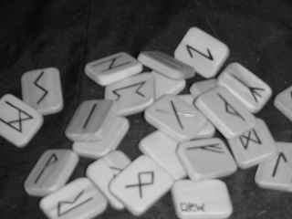 Rune412.JPG (6983 bytes)