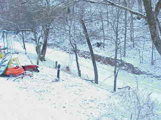 Snow2.jpg (11318 bytes)