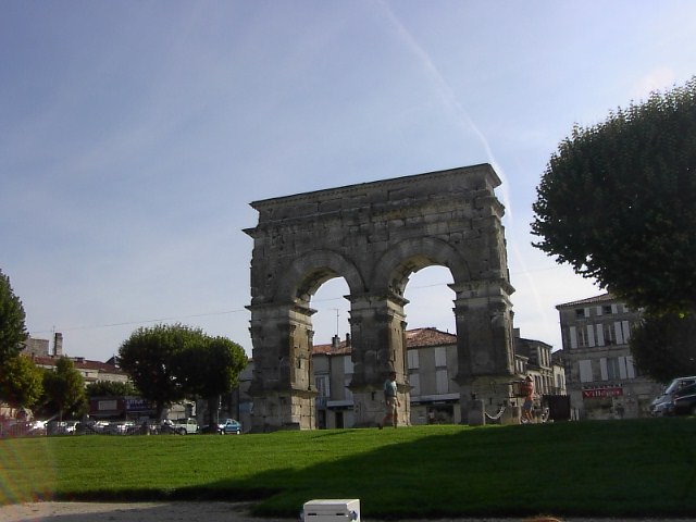 Triumphal arch in saintes