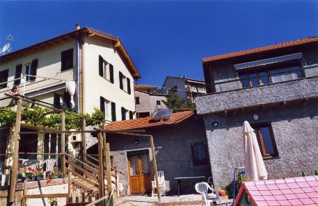 ripresa dal cortile di fronte